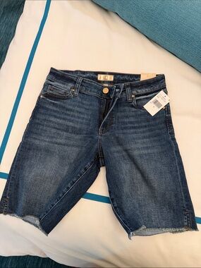 Kut from the Kloth Medium/Dark Blue Boyfriend Bermuda Jeans
